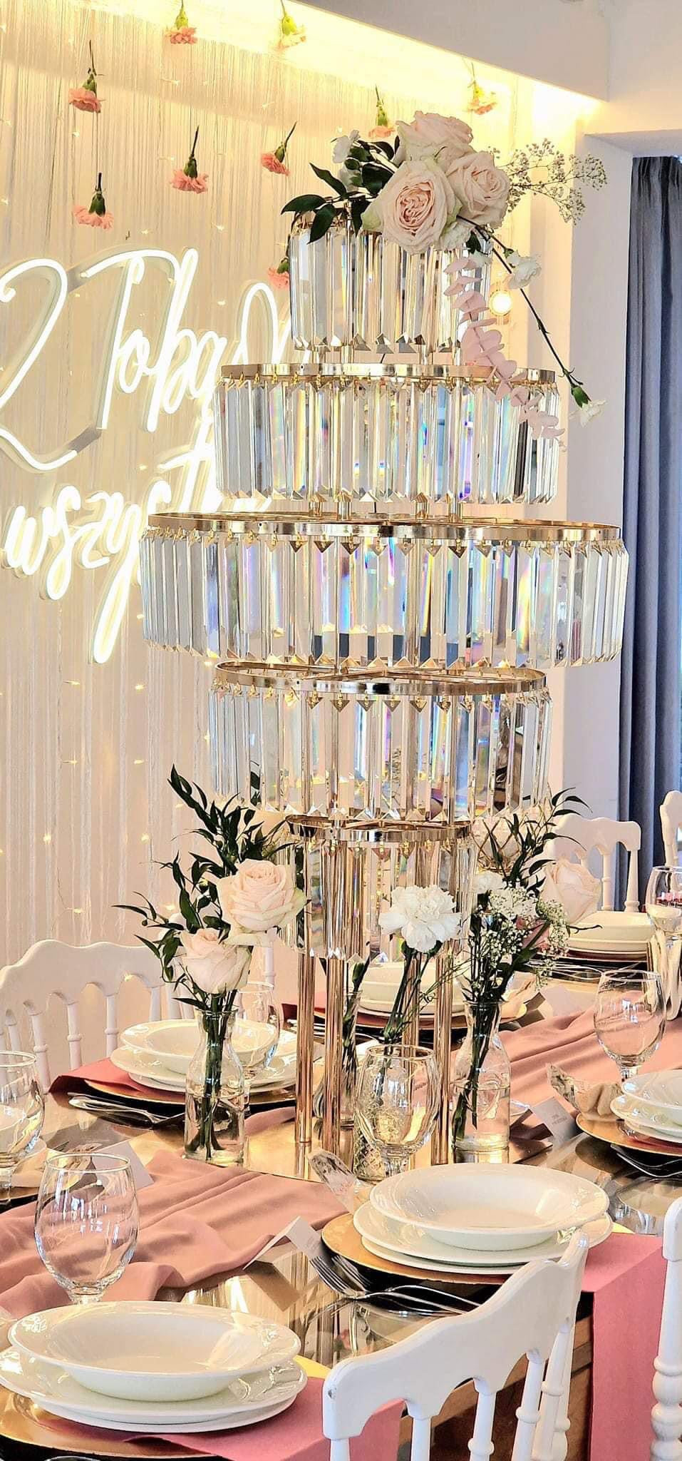 Luxury Metal Crystal Centerpiece Event Party Decor Props Tall Gold Vases Flower Stand Backdrop Stand Candelabra